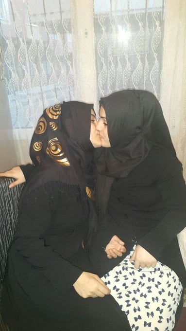 ARAB HIJAB MOMS #104729438