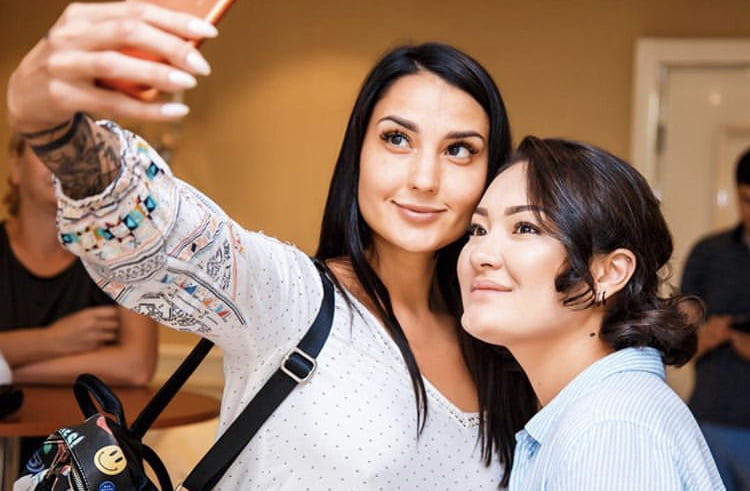 Kz hot!!!!
 #94155708