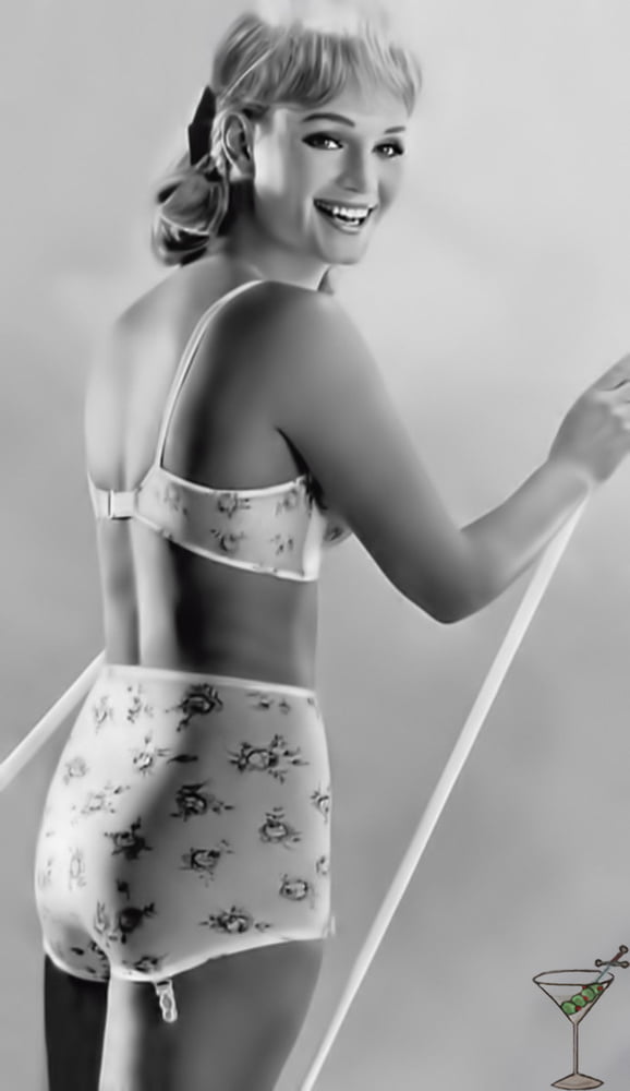 Retro lingerie vintage
 #82203095