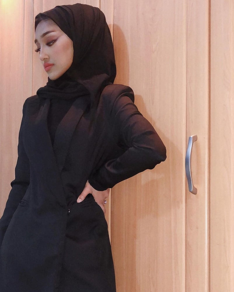 Slutty Face Hijabi Modern Turbanli #102037953