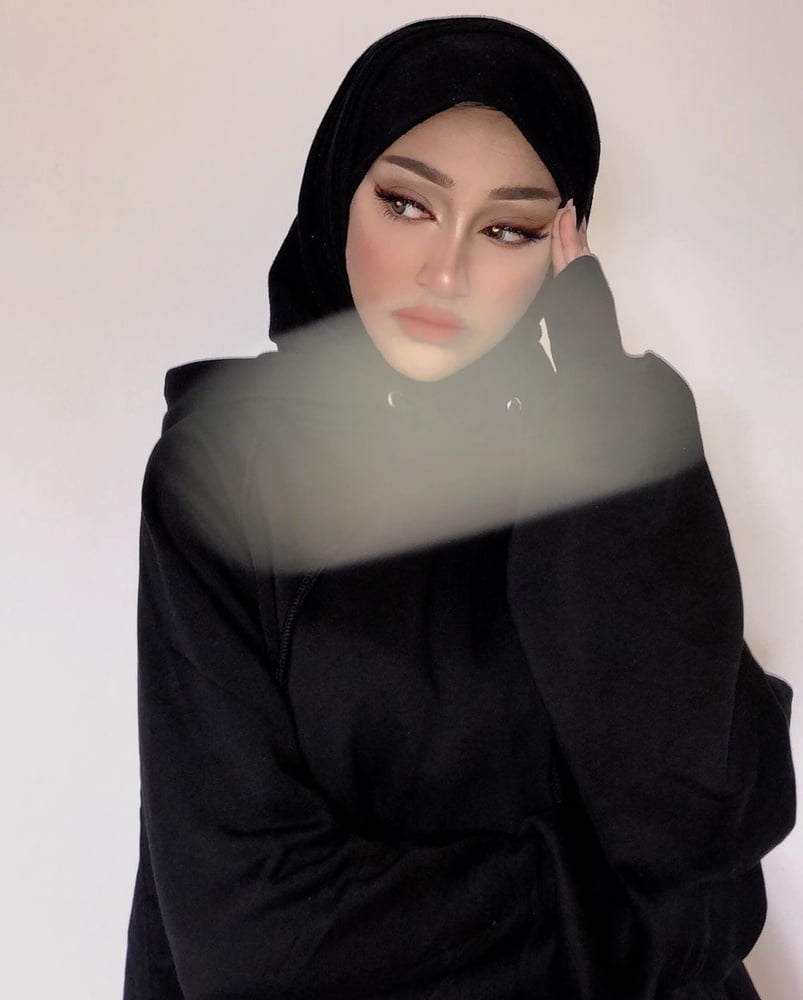Slutty Face Hijabi Modern Turbanli #102037971