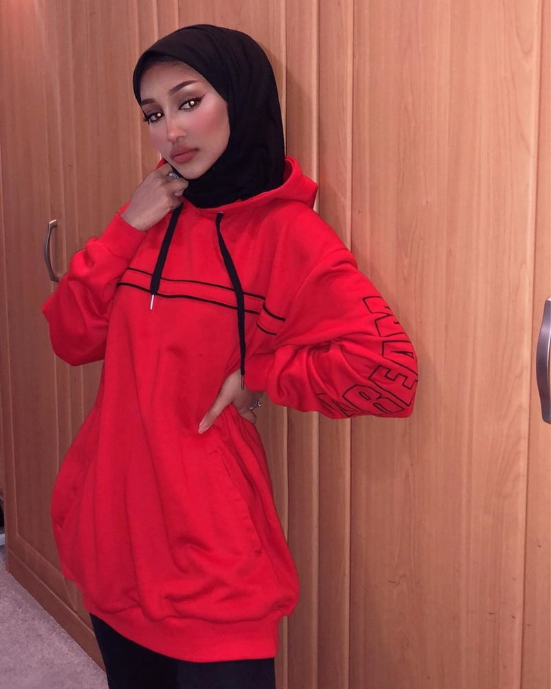 Slutty Face Hijabi Modern Turbanli #102037996