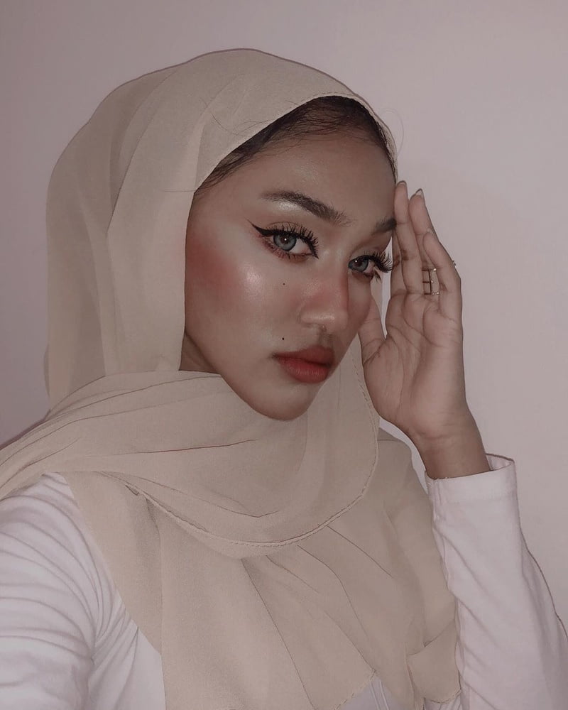 Slutty Face Hijabi Modern Turbanli #102038042