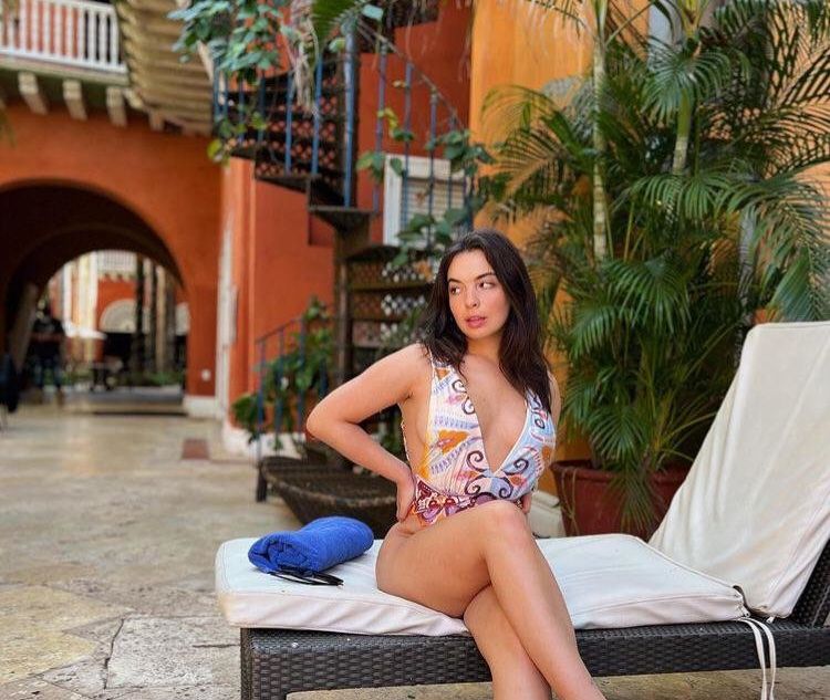 Isabella Gomez nude #108764964