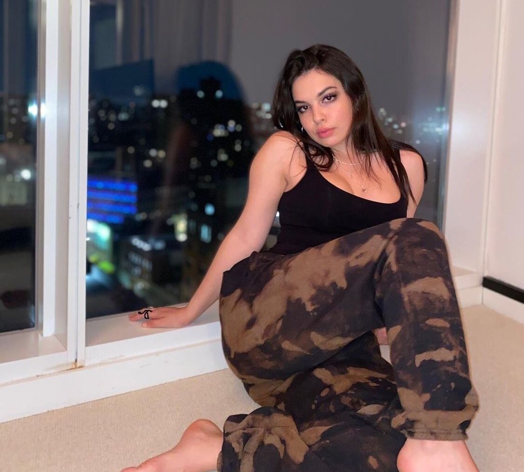 Isabella Gomez nude #108765033