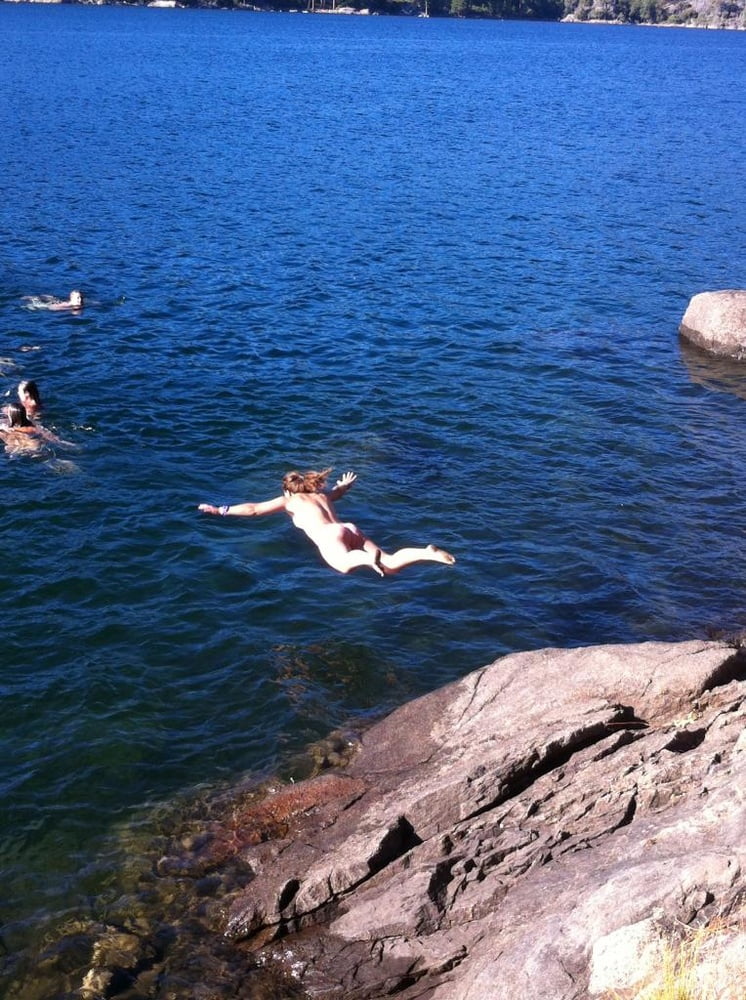 Campamento de chicas osky
 #90635983