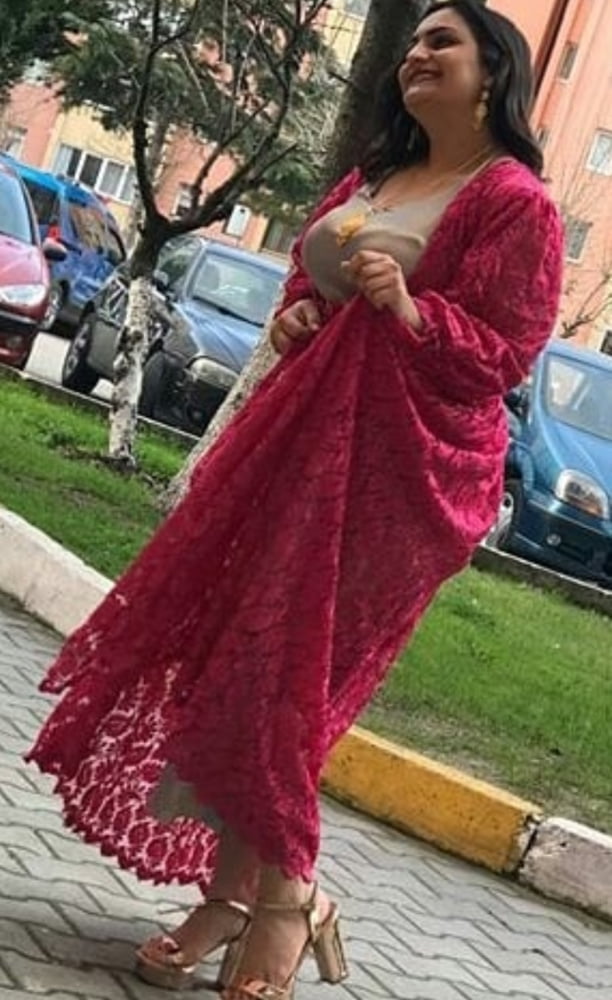 Turque arabe kurde hijap seins impressionnants
 #99267420