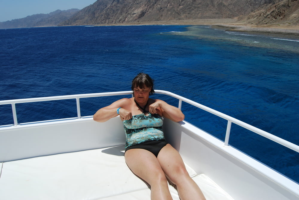 Christiane
 #103585164