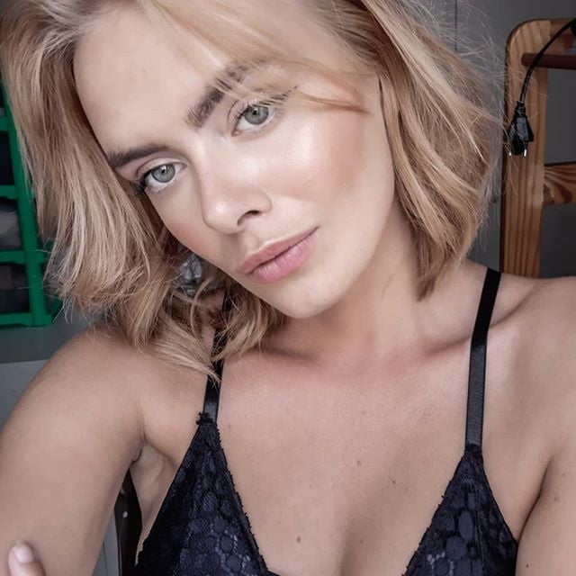 Mezcla de mujeres sexy
 #97535463