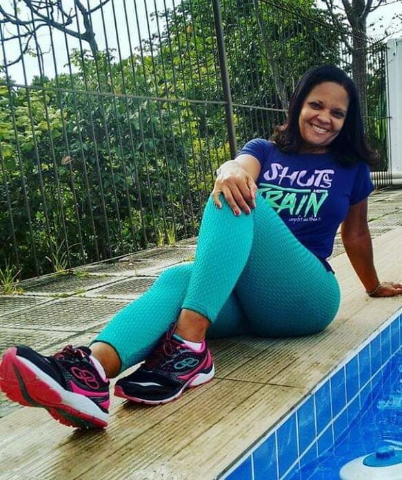 Amiga de mi esposa
 #95539527