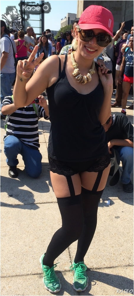 Wera lenceria sexy paseo sin pantalones
 #89019141