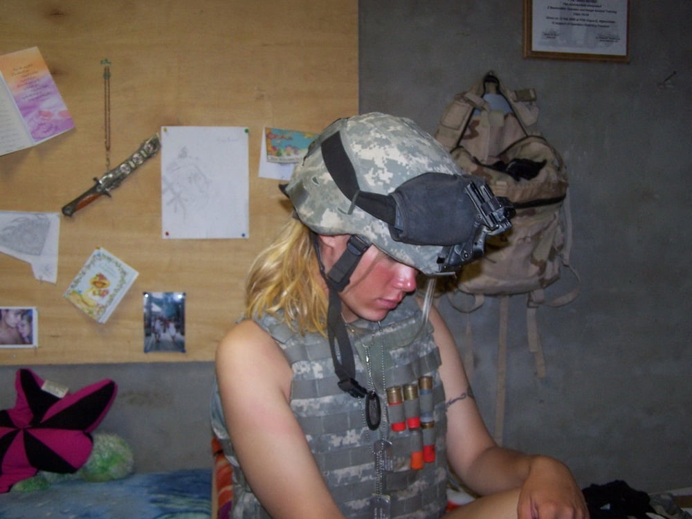 Madura 698
 #98713422