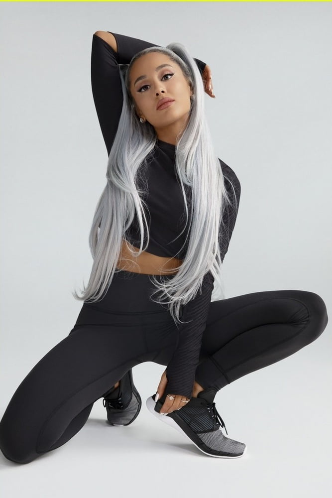 Ariana Grande 3933517