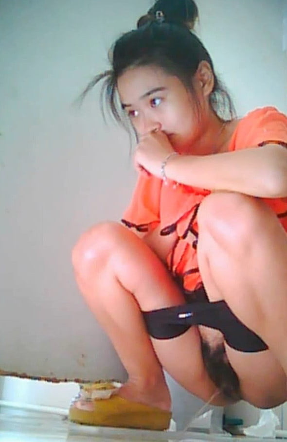 Voyeur pee mix
 #101237514