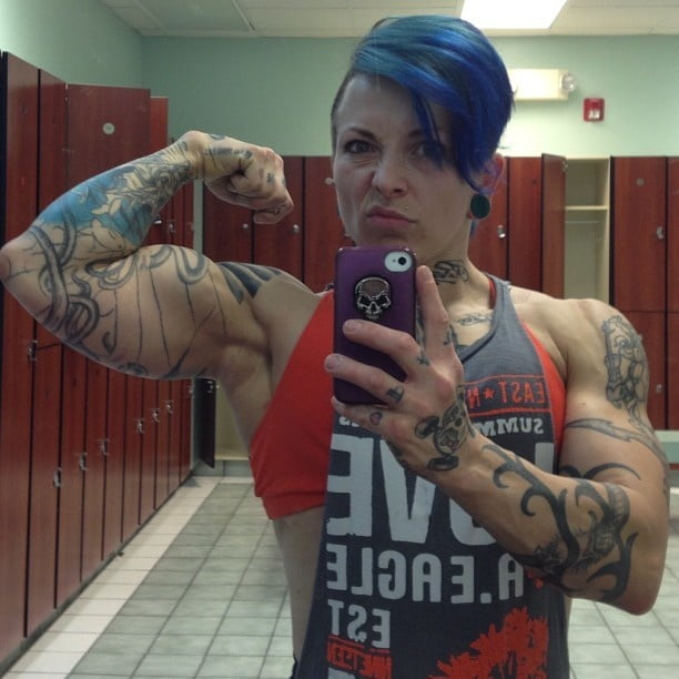 Chicas de chicos
 #90959253