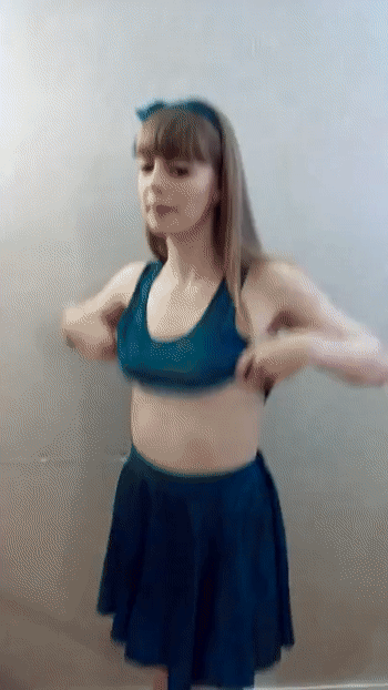 GIFS TROVATI IN RETE #100935958