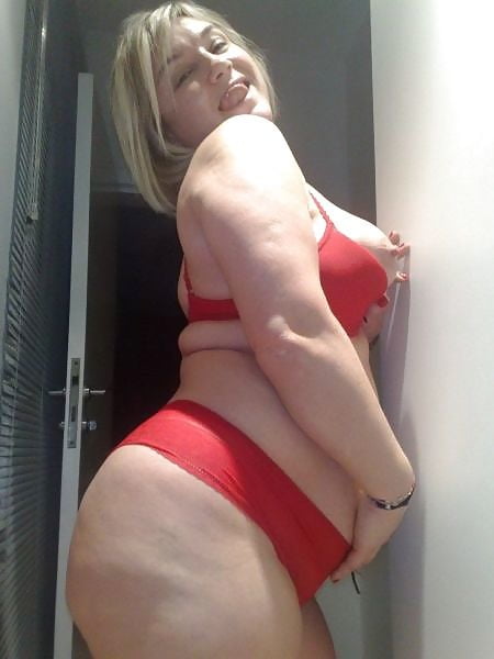 Curvy Blonde Mom Milf Nude Spread #89449696