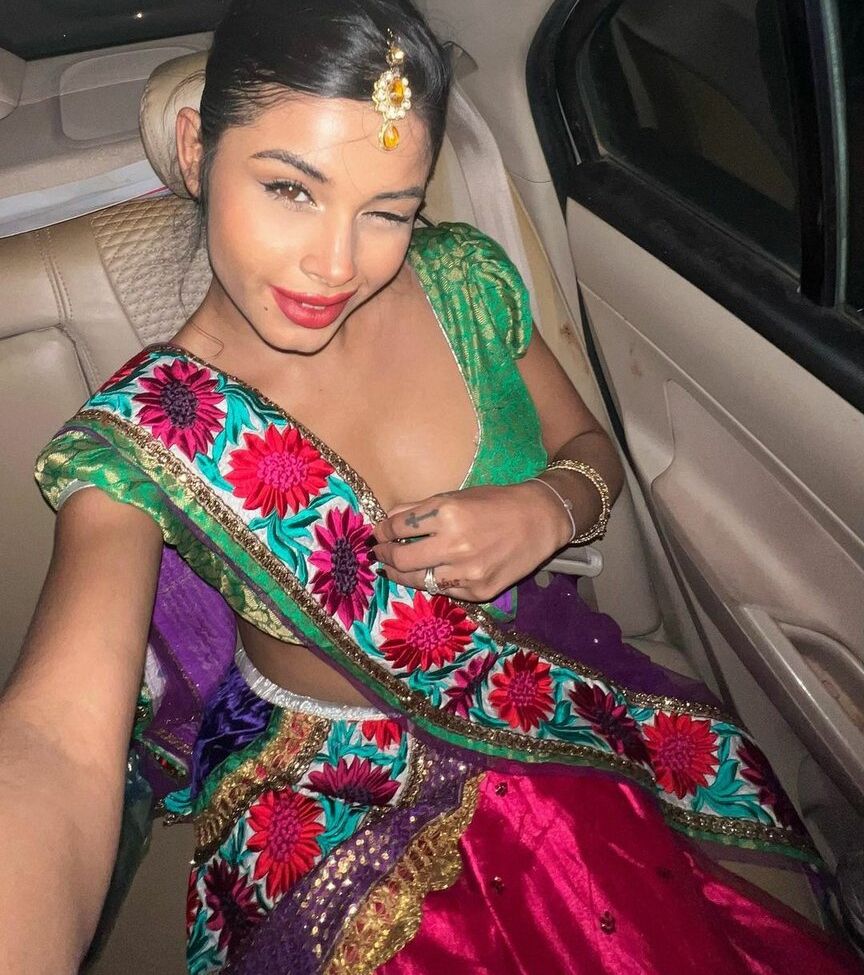 Komal Khosla nude #109644299