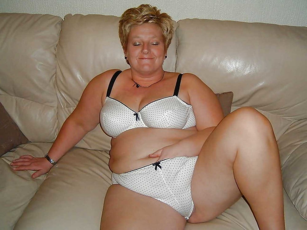 From MILF to GILF with Matures in between 189 #103822810