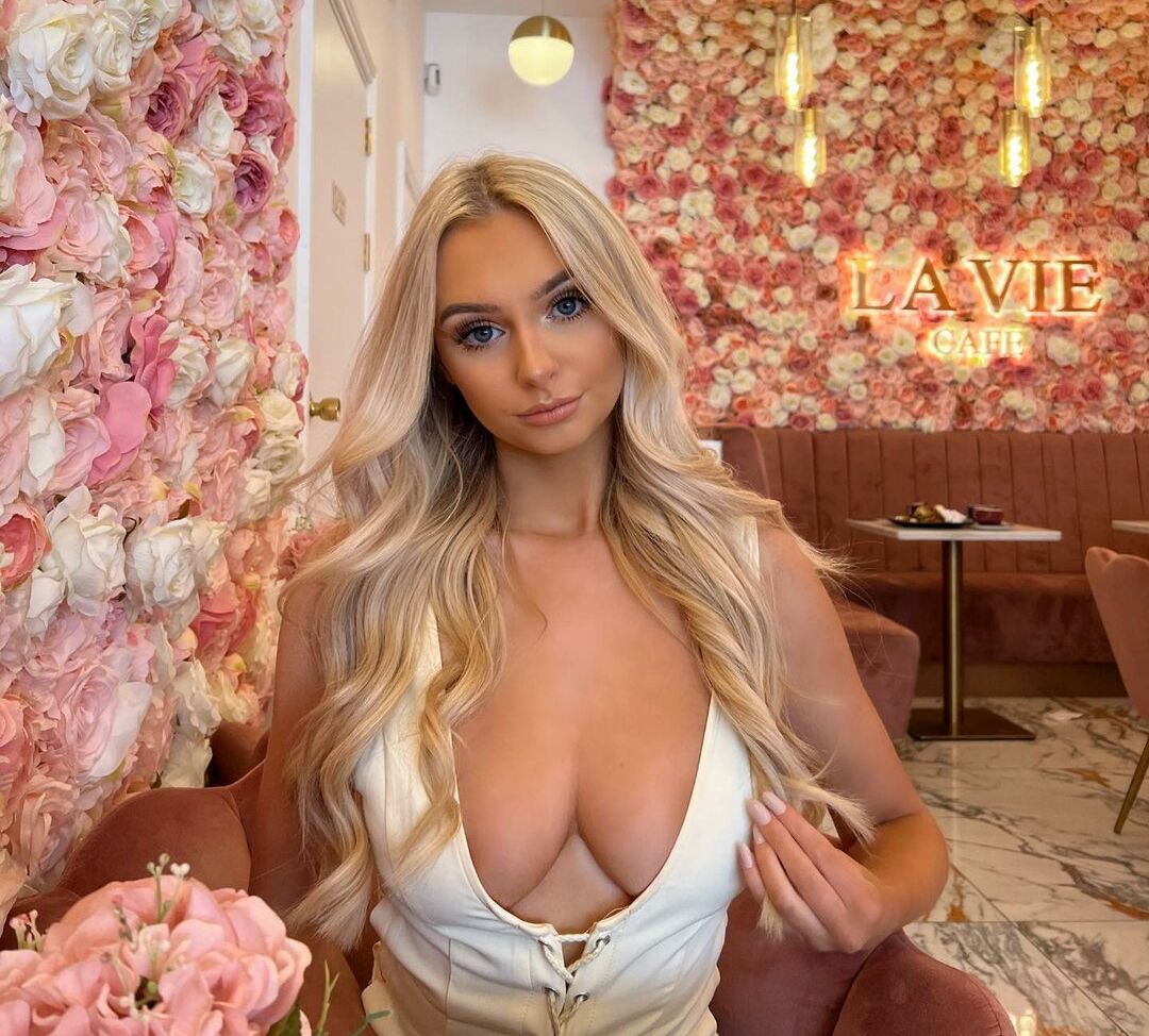 Mimimalthouse nackt #108363602