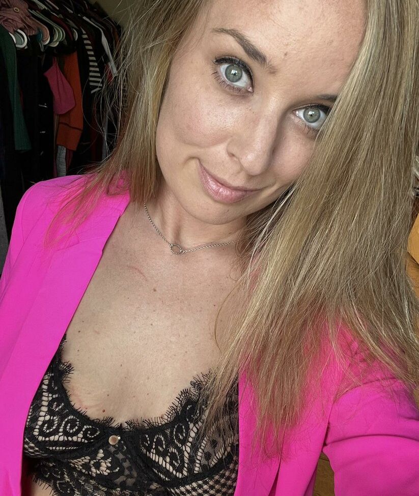 Lyric_in_my_head desnuda #108130422