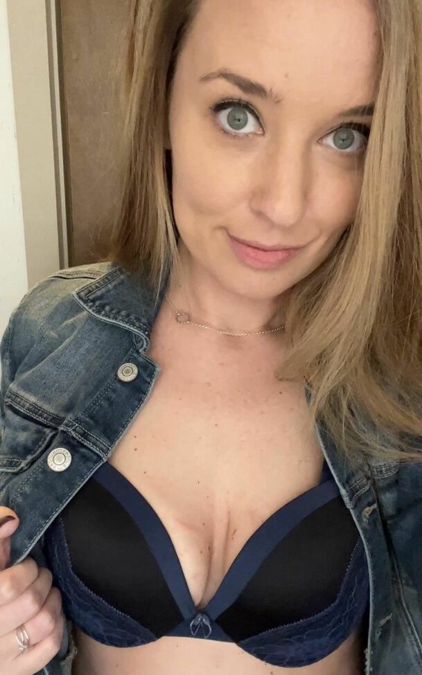 Lyric_in_my_head desnuda #108130464