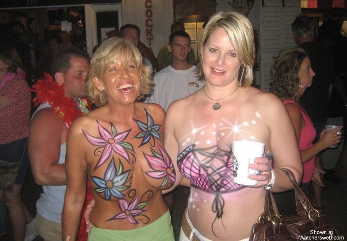 Milf und Omas mit großen Titten
 #80302734