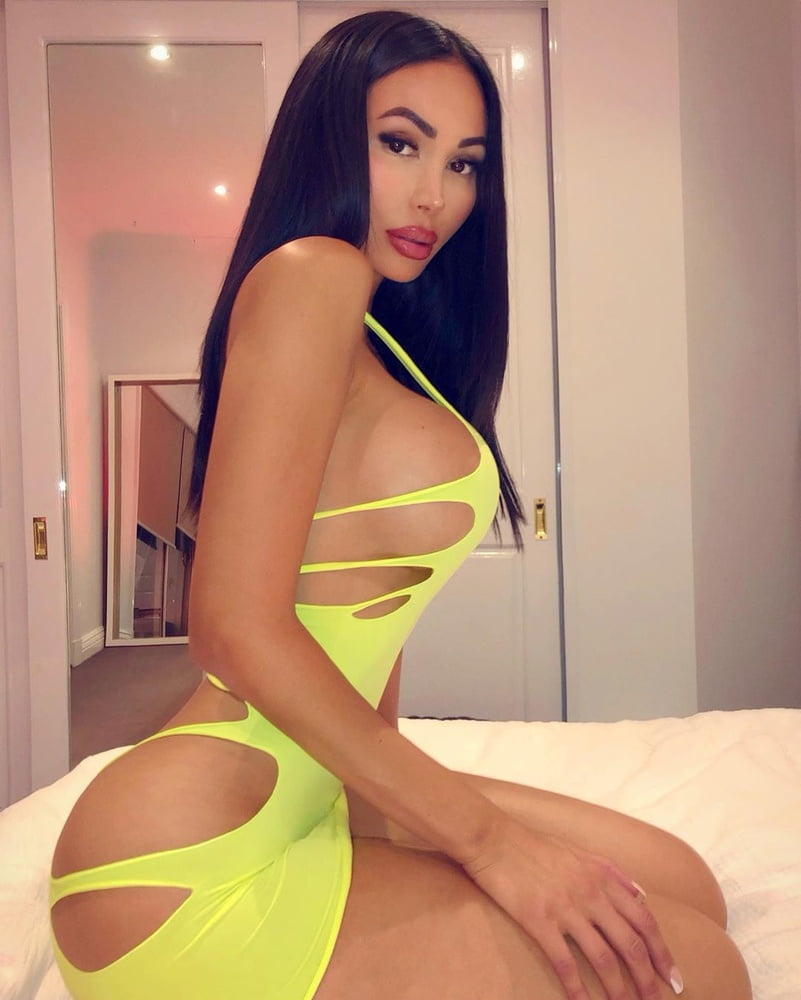 Annelese sexy bimbo instagram slut big fake boobs DSL #82230767