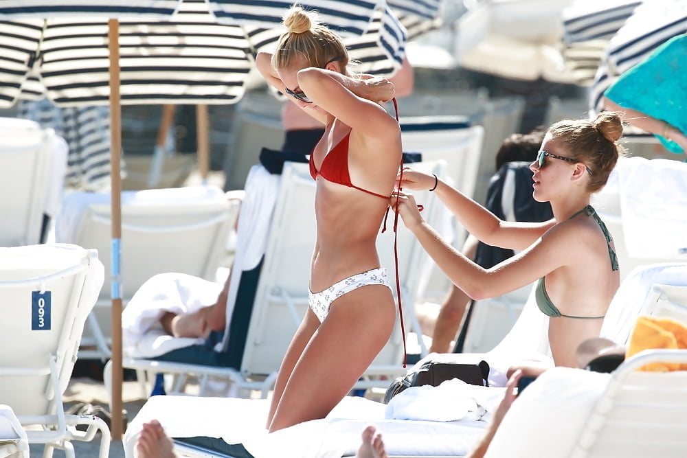 Beach candids II #79695197