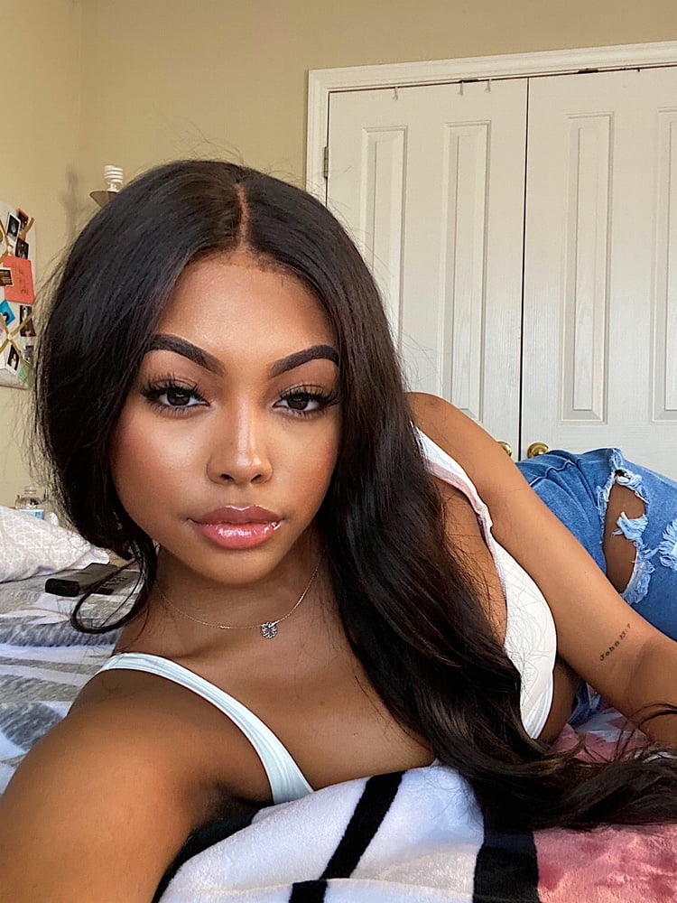 Beso beso
 #91365603