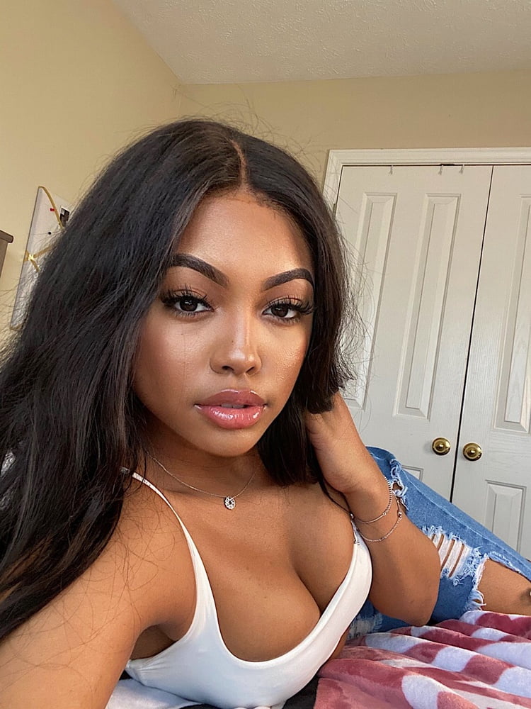 Beso beso
 #91365609