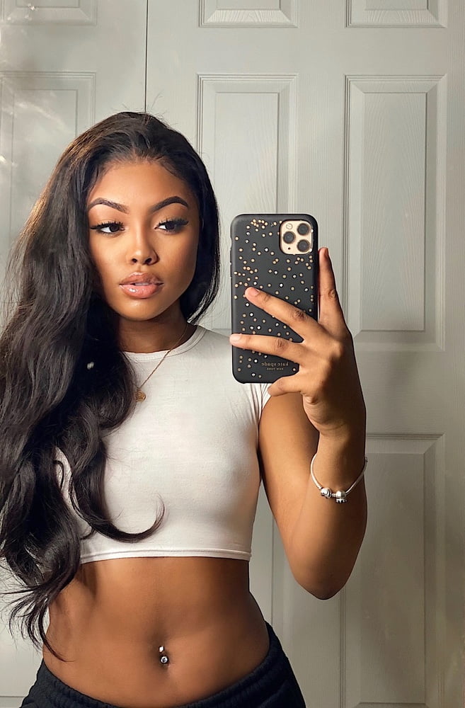 Beso beso
 #91365612