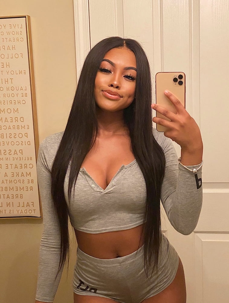 Beso beso
 #91365620