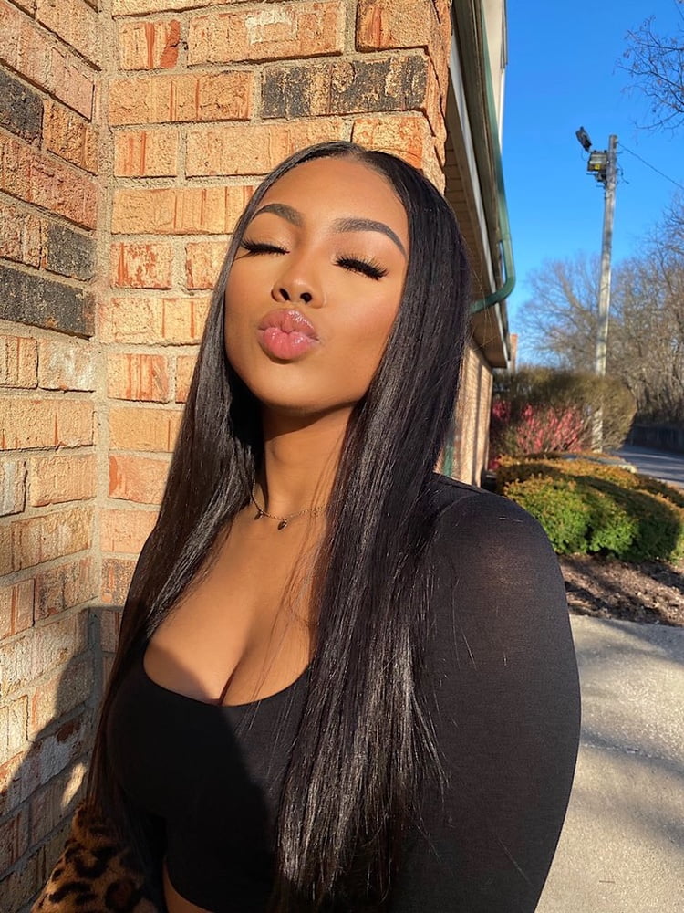 Beso beso
 #91365622