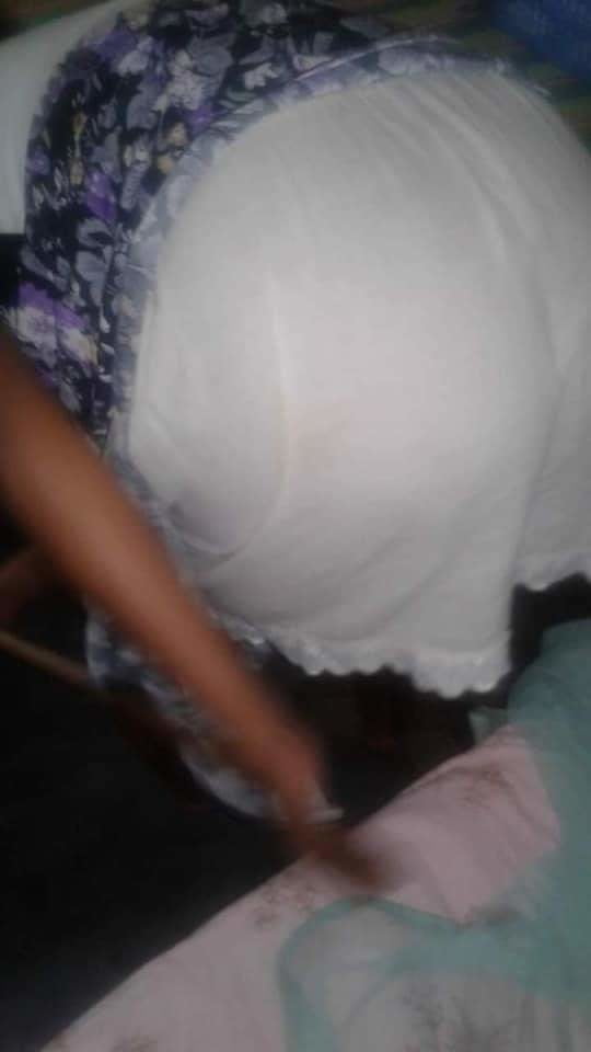 Bajo la falda
 #92541496