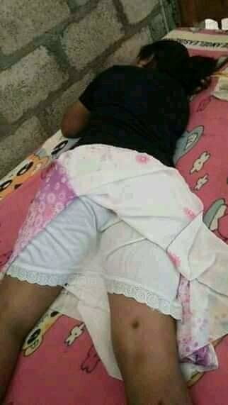 Bajo la falda
 #92541519