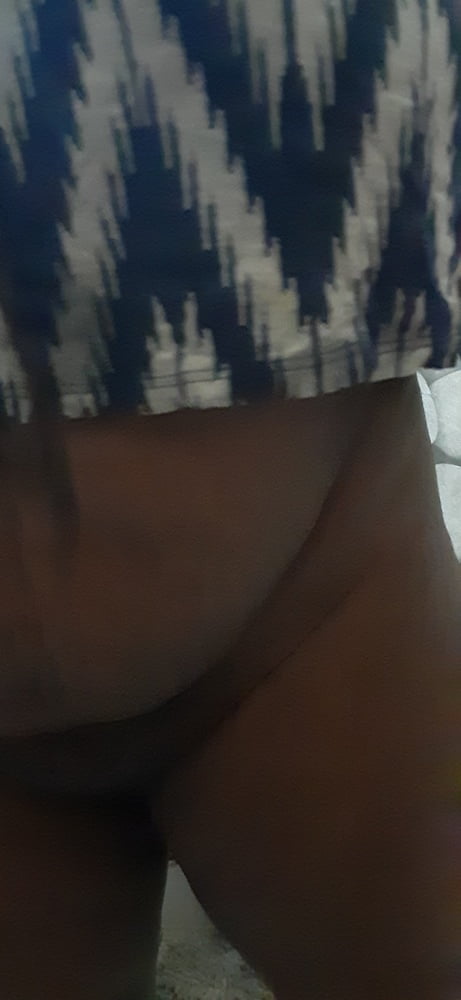 RANDOM NUDES #103021811