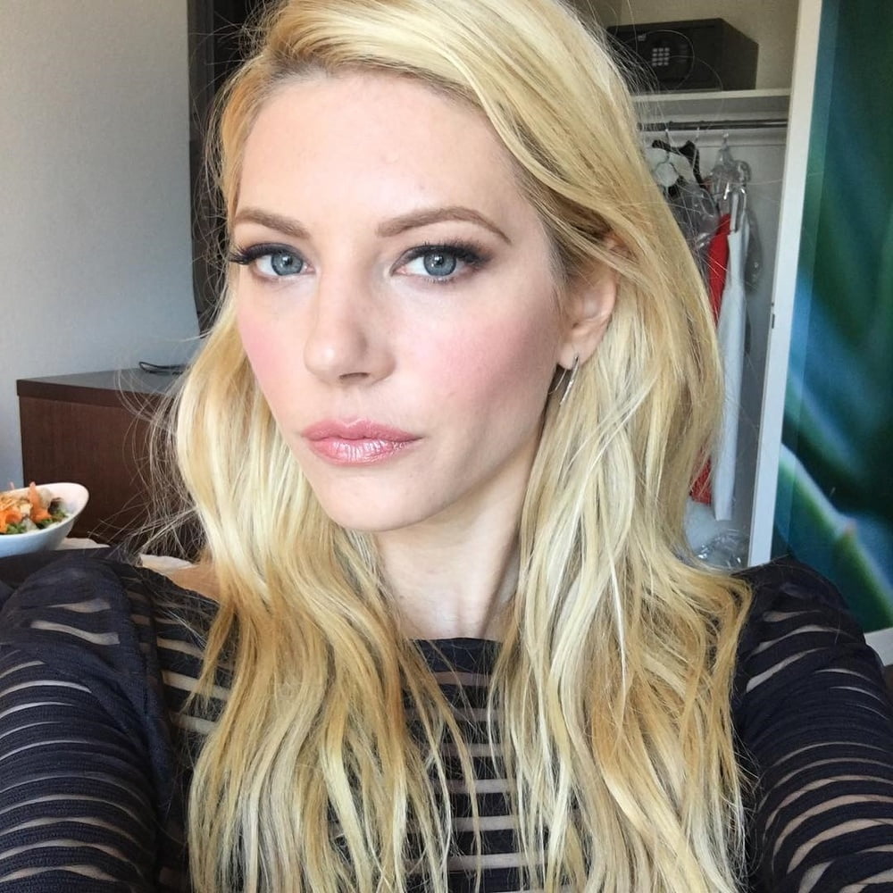 Katheryn winnick
 #96566532