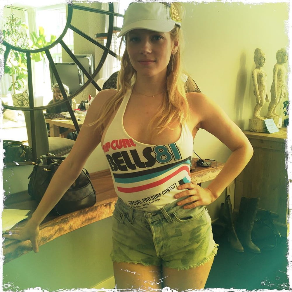 KATHERYN WINNICK #96566636