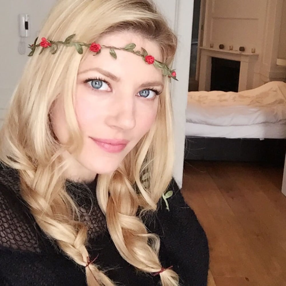 Katheryn winnick
 #96566642