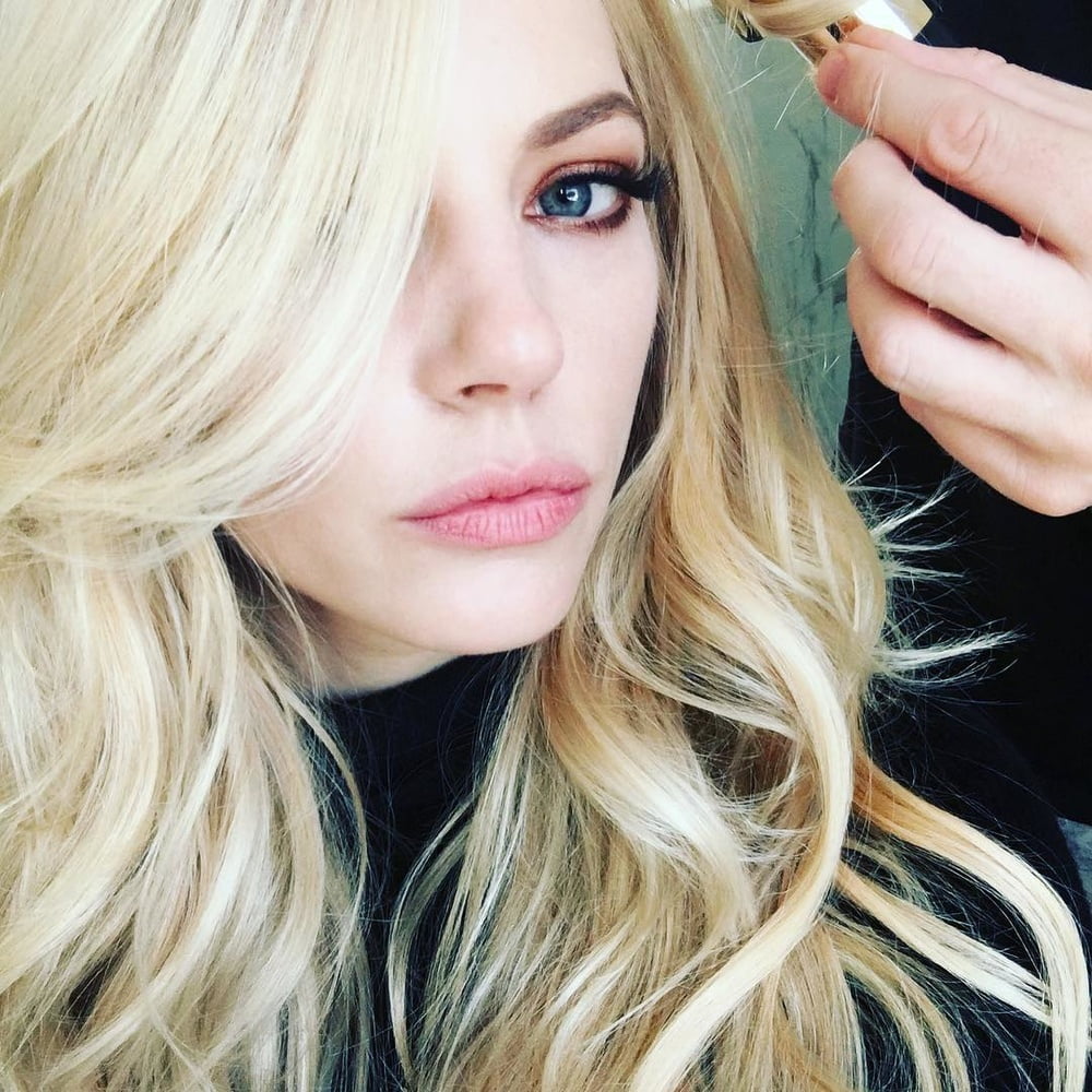 KATHERYN WINNICK #96566816