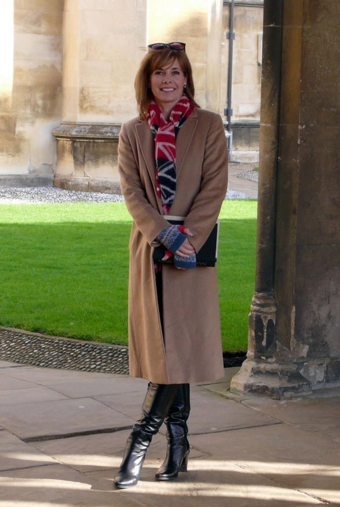 Celebridad femenina - uk misc booted babes 2
 #103344770