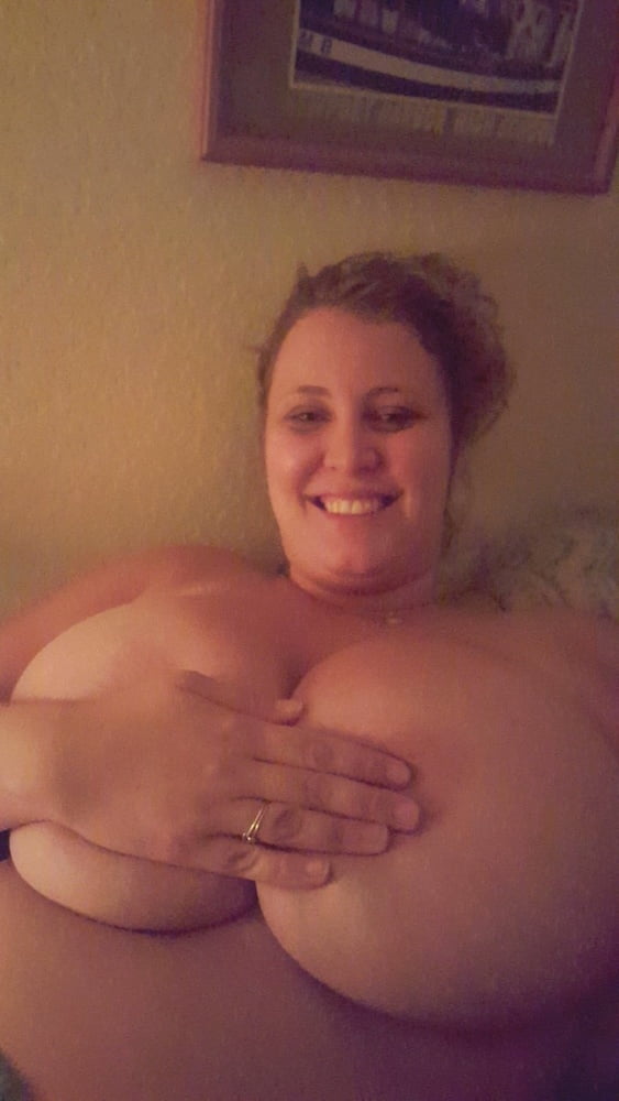Slutty MILF With Massive Juggs Thick Thighs And Fat Ass #94310715