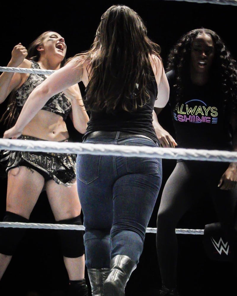 Nikki cross (wwe)
 #95698188