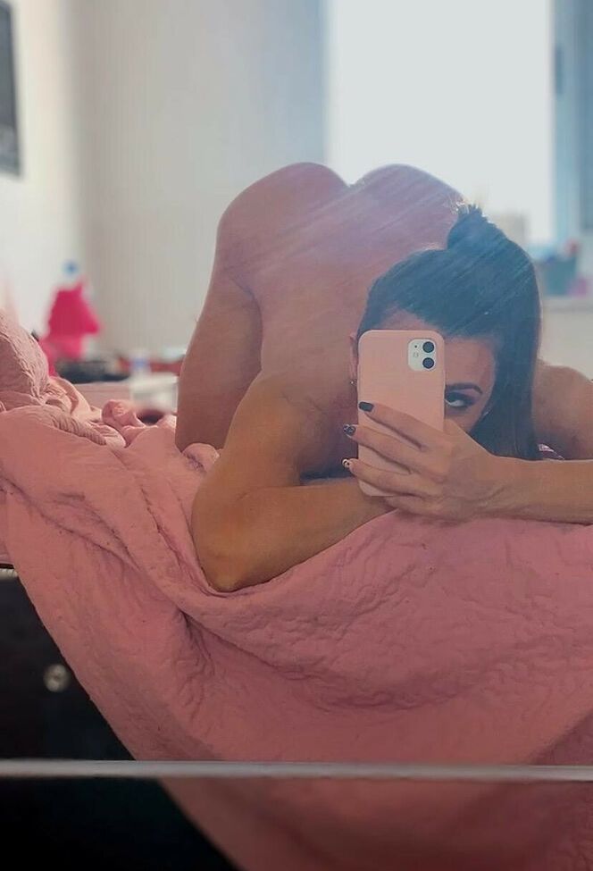 Sarah Caus nude #107644772