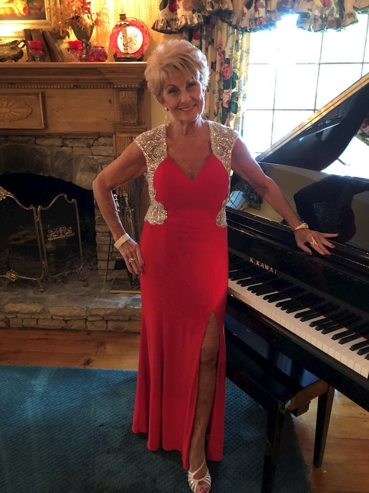 Dressed elegant GILFS #88731599