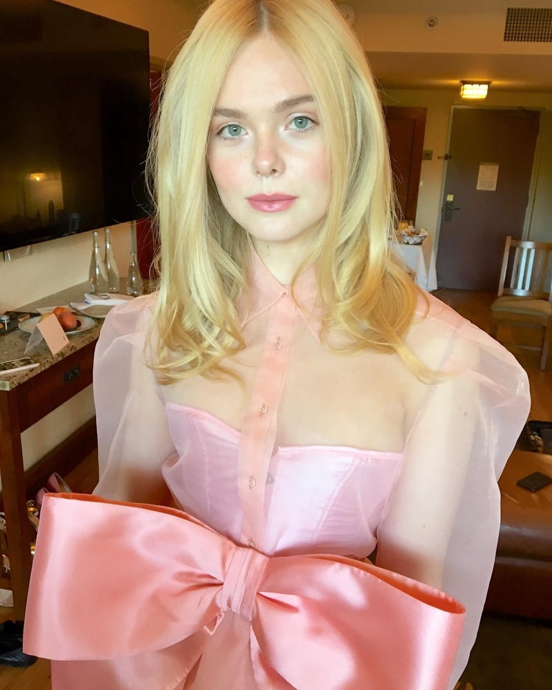 Elle Fanning Sex Goddess #106128189