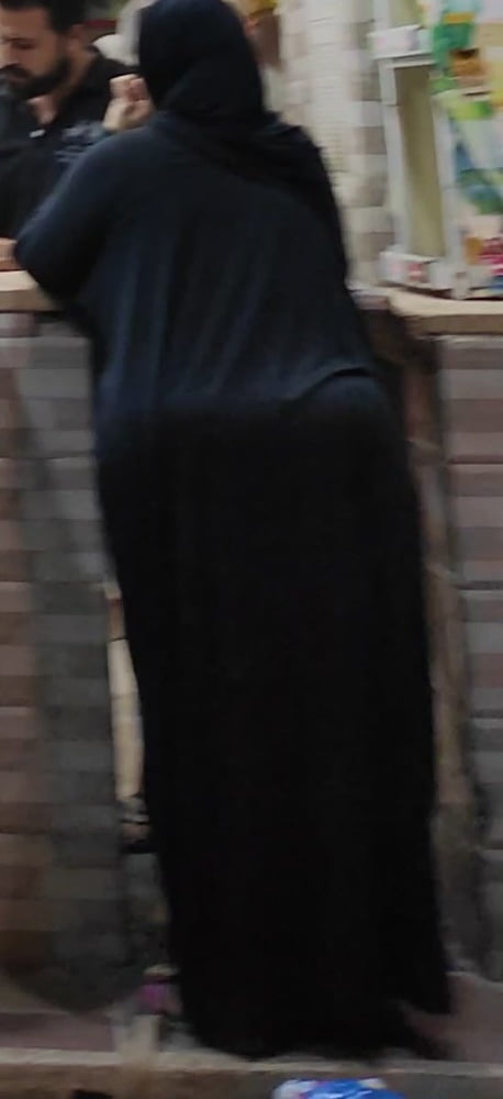 Follando árabe neswan sharamit
 #82233124