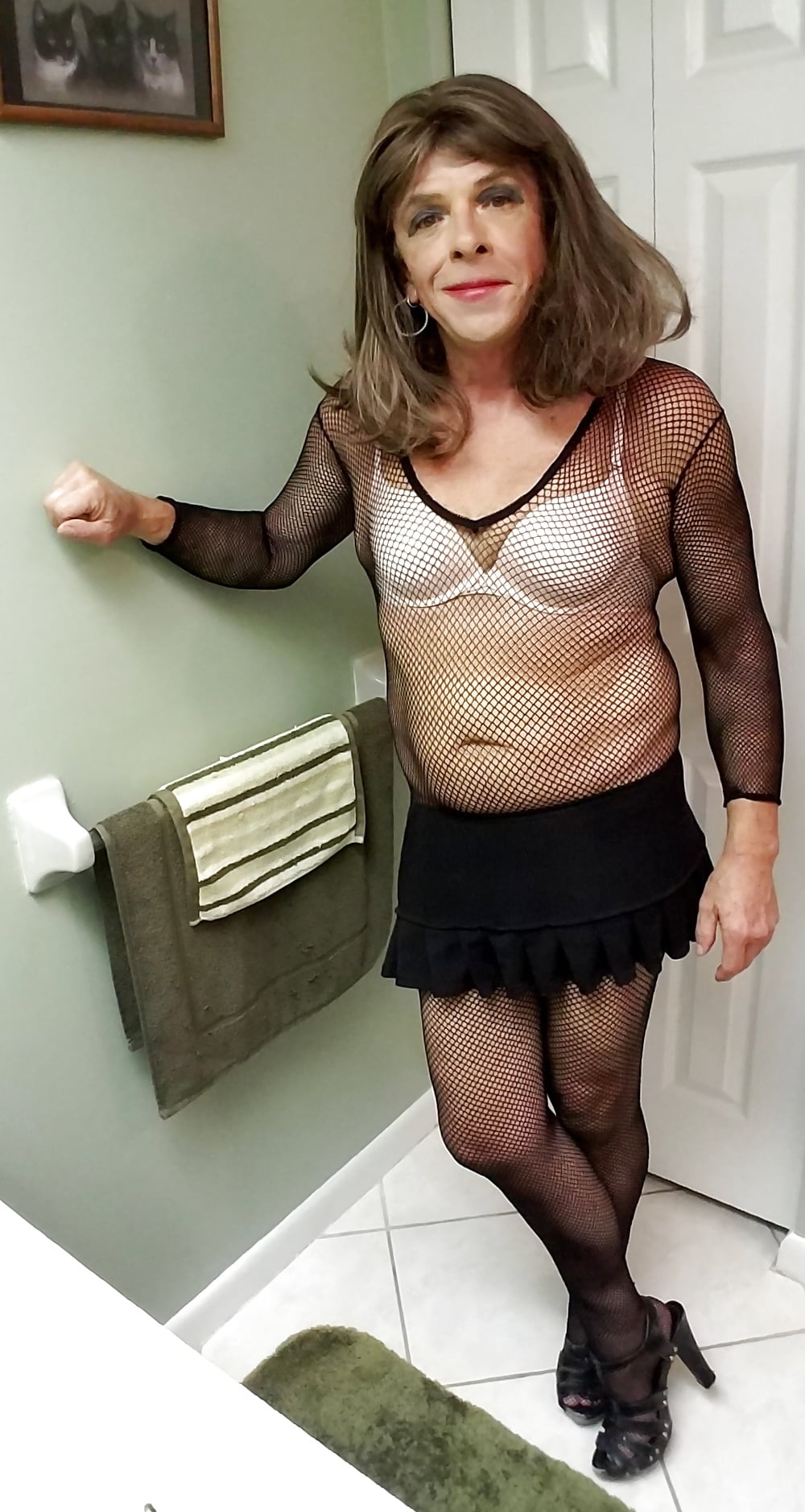 Sissy Roberta Bryan dressed for the  next Video!!!! #106962668