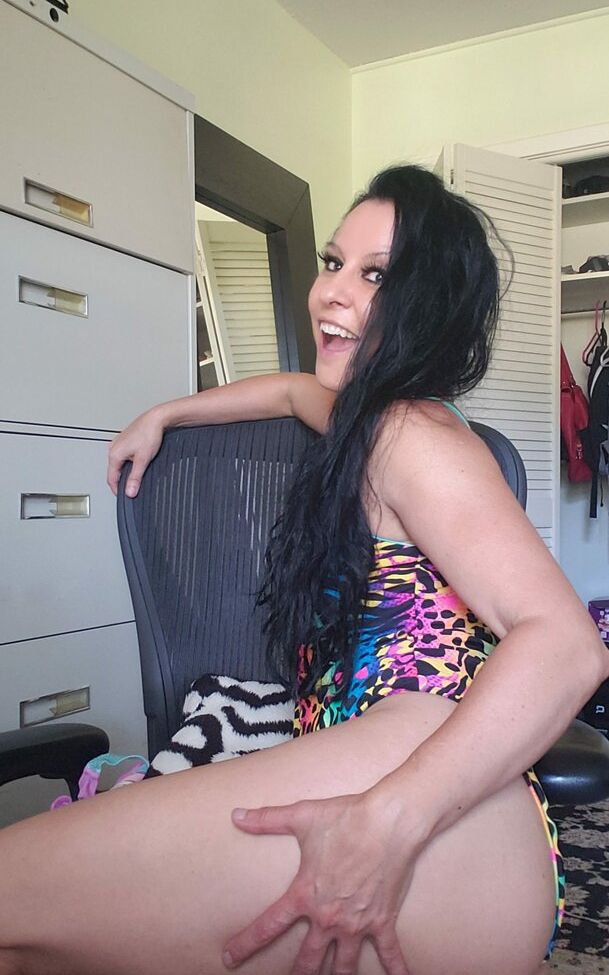 Suzy W desnuda #108040356